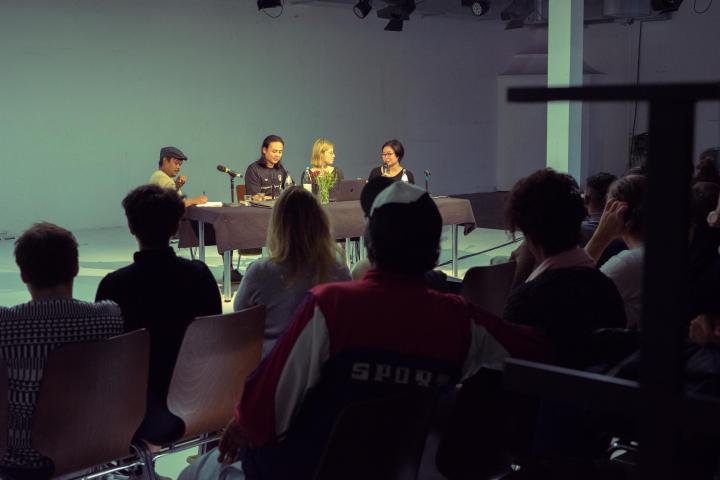 Publikum und Panel Blick vom Publikum aus auf das Panel