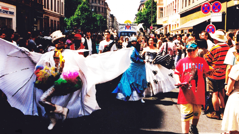 Karneval der Kulturen Joaquin La Habana tanzt auf dem Karneval der Kulturen